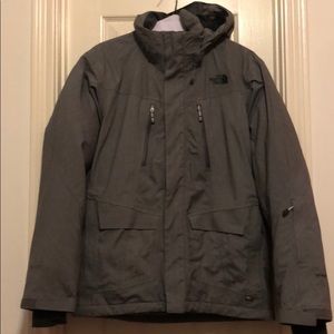 Men’s North Face Snowboard/Ski Jacket.